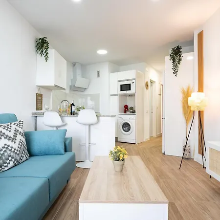 Malagasuite Cozy & Pool Торремолинос