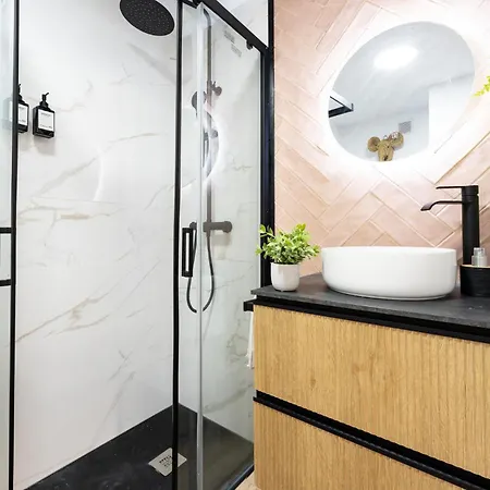 Malagasuite Cozy & Pool * Торремолинос