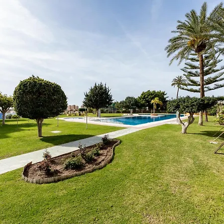 Апартаменты Malagasuite Cozy & Pool *